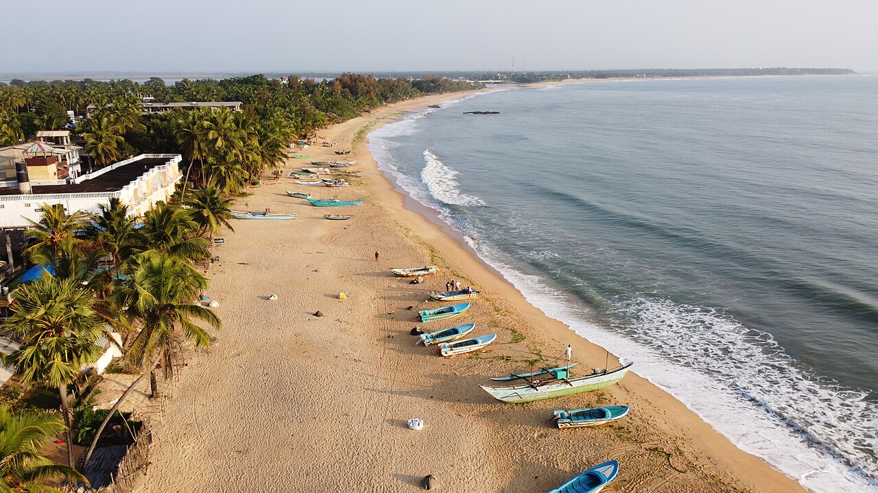 Arugam Bay shoreline in Sri Lanka